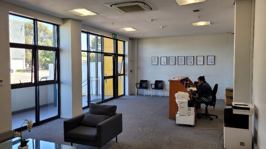 To Let Commercial Property for Rent in Airport Industria Western Cape